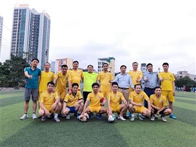 Giao hữu bóng đá giữa Fountech và BIDV Thăng Long